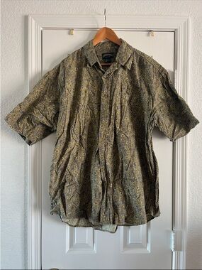 Cambridge Classics Olive Paisley Short-Sleeve Button-Down Shirt
